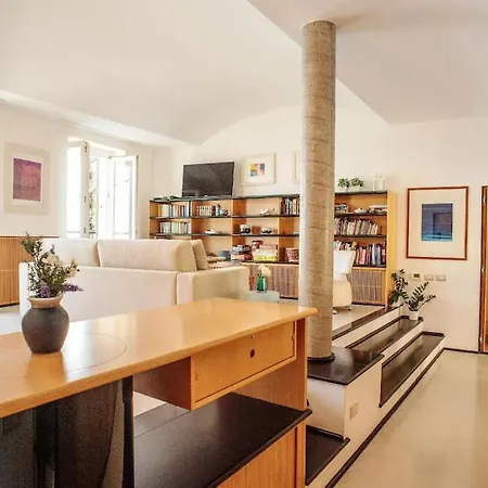 Penthouse Idyllic Seafront Appartamento